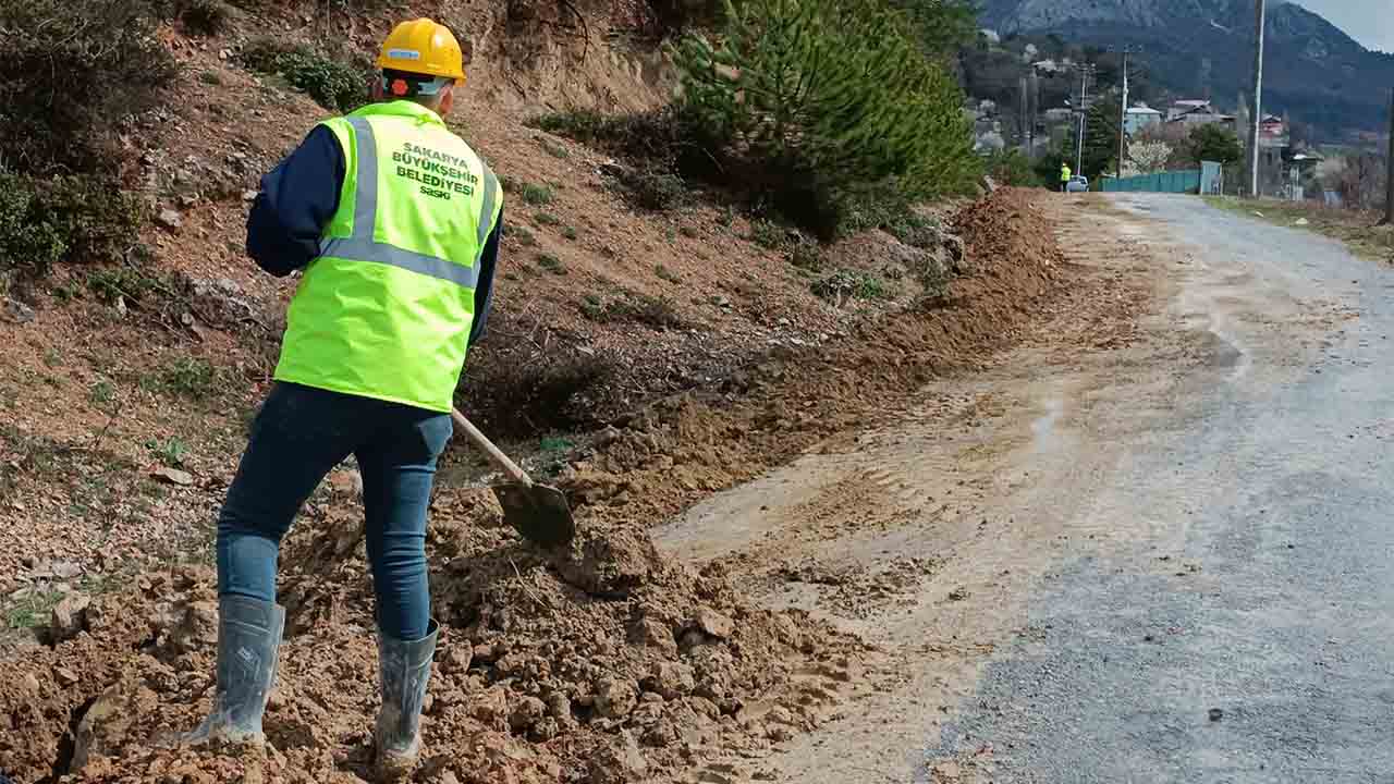 Büyükşehir Belediyesi bir mahalleye kesintisiz içme suyu sağlıyor — haber görseli