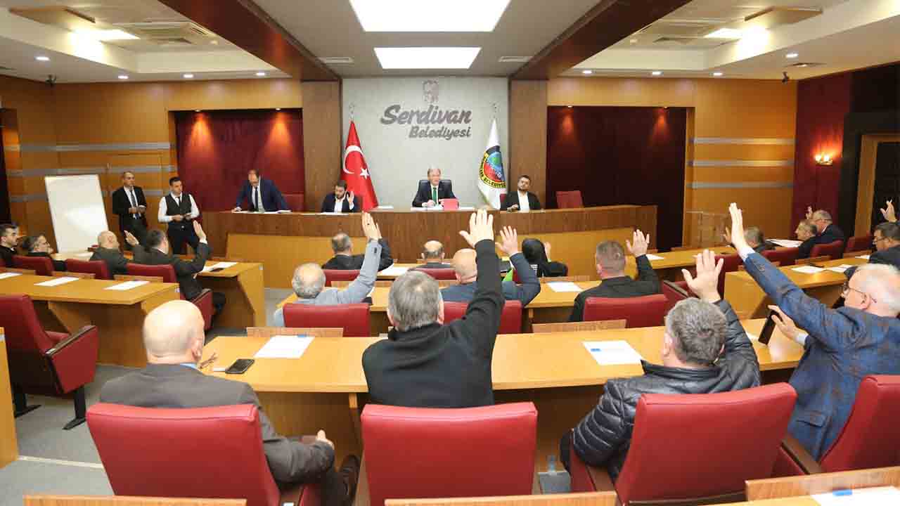 Serdivan Belediyesi Nisan Ayı Olağan Meclisi Toplandı — haber görseli