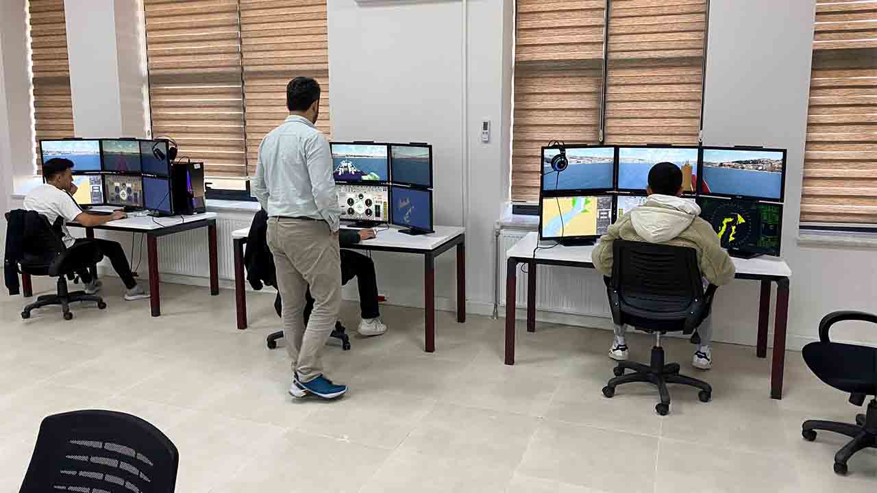 SUBÜ Denizcilik MYO artık yetkili eğitim kurumu — haber görseli