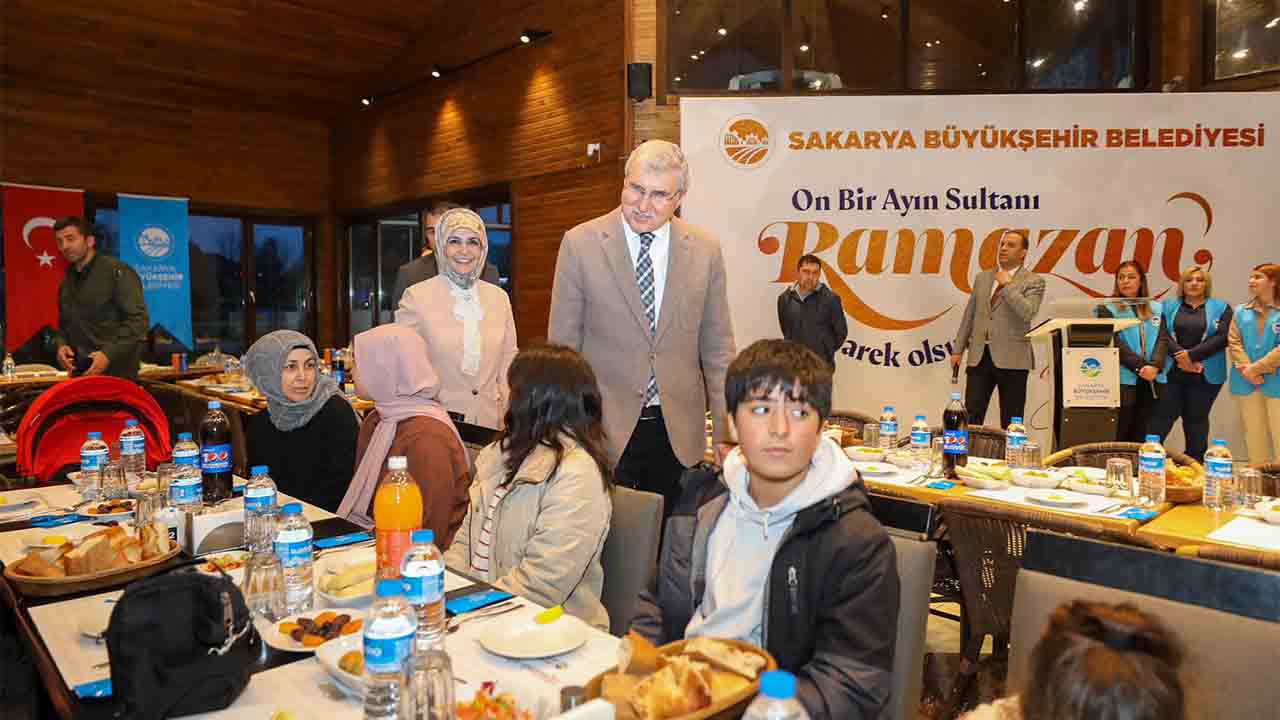 İlk günden itibaren kardeşlerimizin yanındayız — haber görseli