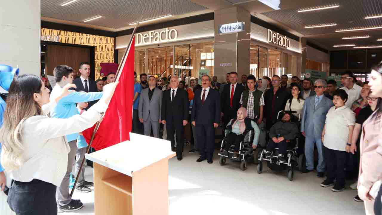 Serdivan Maarif Ailesi Engelliler Haftasını Kutladı — haber görseli