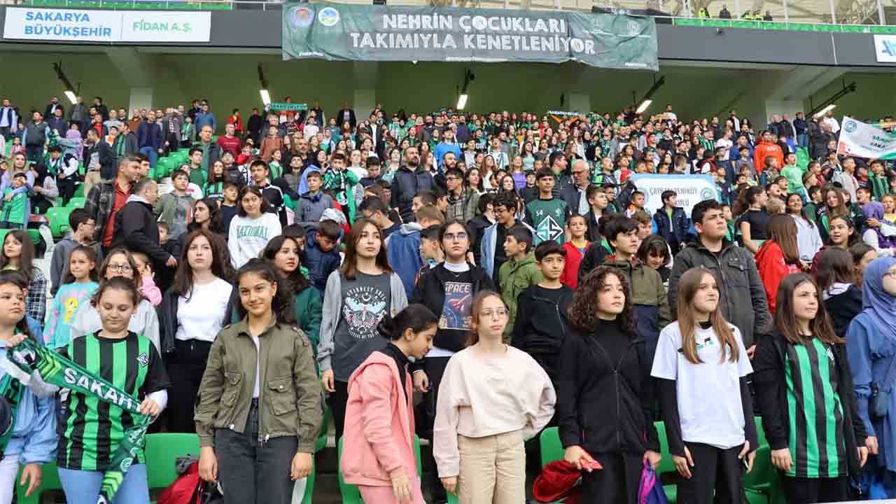 Nehrin Çocuklarının Galibiyet sevinci ve Teşekkür — haber görseli