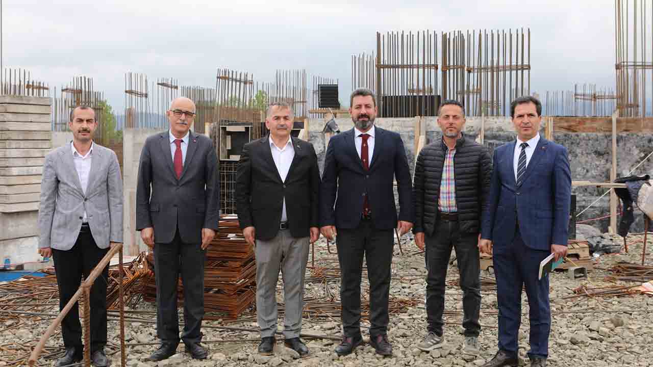 İl Milli Eğitim Müdürü Savaşçı, Arifiye’deki Okul yatırımlarını inceledi — haber görseli
