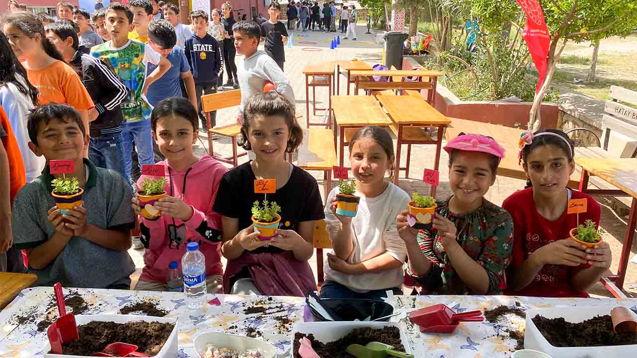Adapazarı’ndan Hatay’a bilim köprüsü kuruldu — haber görseli
