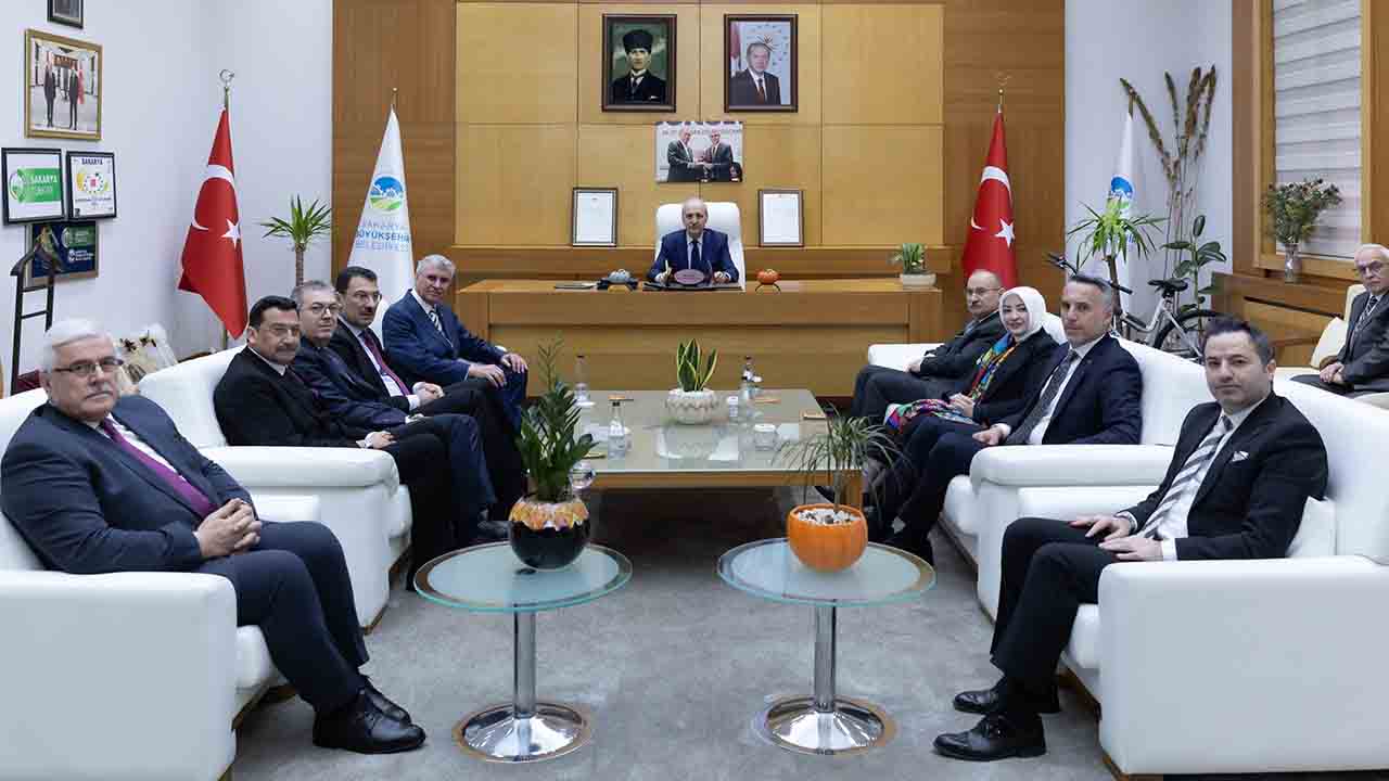 TBMM Başkanı Kurtulmuş Başkan Yüce’yi ziyaret etti: "Sakarya'nın adını altın harflerle yazdık" — haber görseli