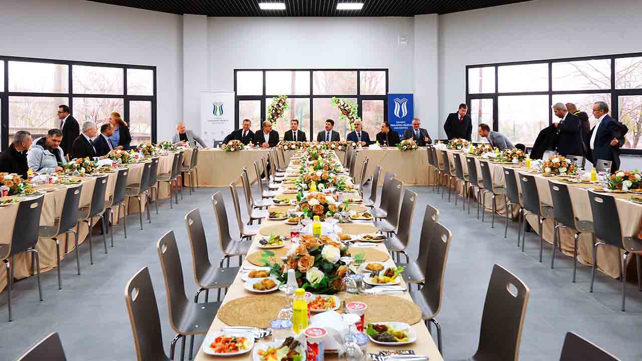 Sapanca MYO’nun yemekhane ve kantin binası açıldı — haber görseli