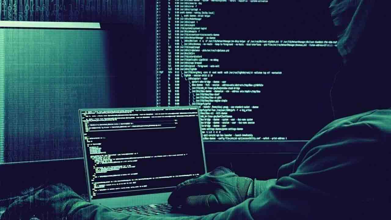 Deepfake dünyanın başını ağrıtıyor — haber görseli