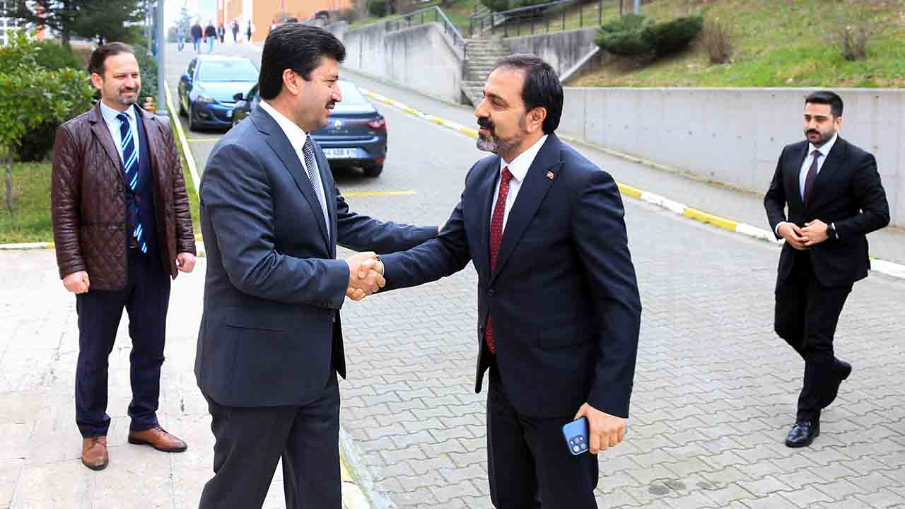 TÜSEB Başkanı Akdoğan SUBÜ’yü ziyaret etti — haber görseli