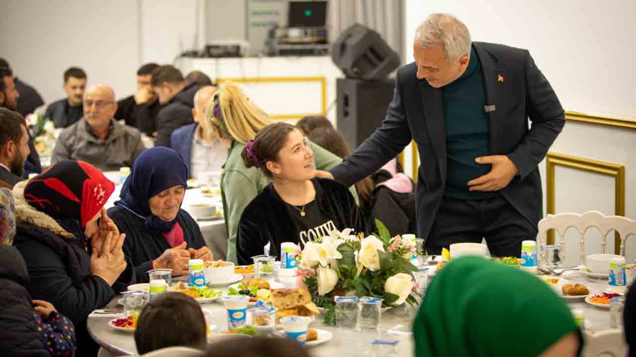 Başkan Babaoğlu personeliyle iftarda buluştu — haber görseli
