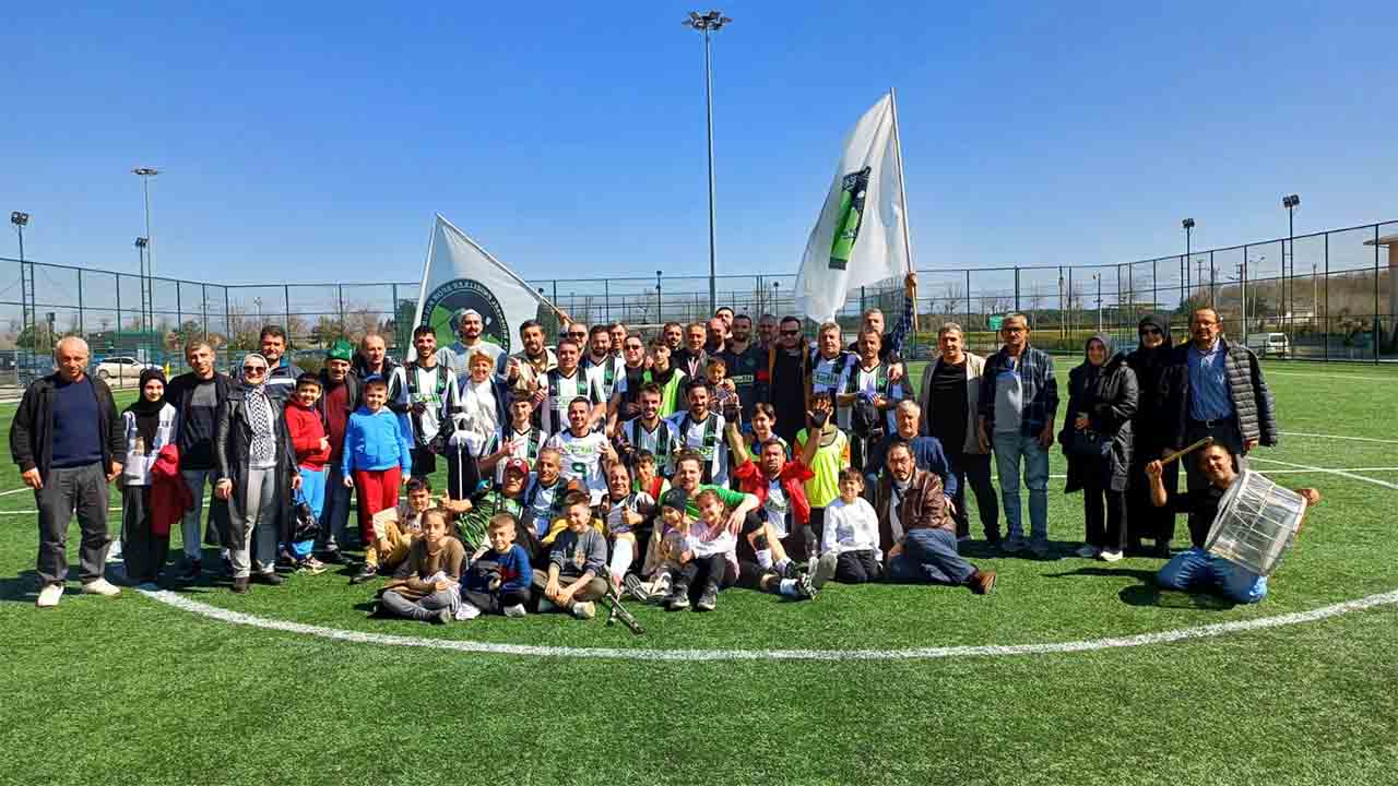 Sakarya Büyükşehir Belediye Bedensel Engelliler Futbol Kulübü Süper Lig'e yükseldi — haber görseli