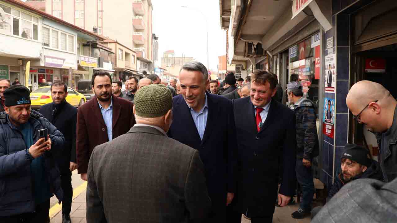 Ferizli seçim irtibat bürosunda coşkulu açılış — haber görseli