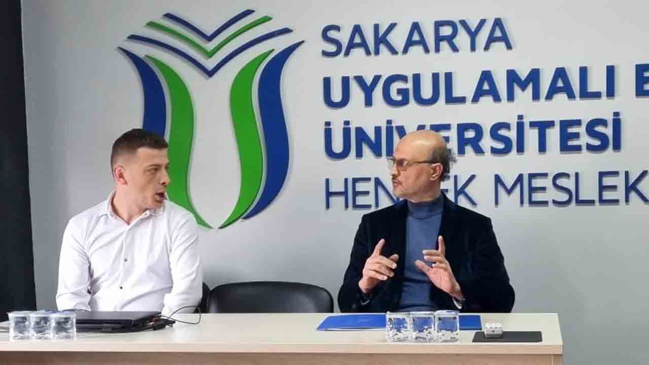 Hendek MYO öğrencileri sektör tavsiyelerini dinledi — haber görseli