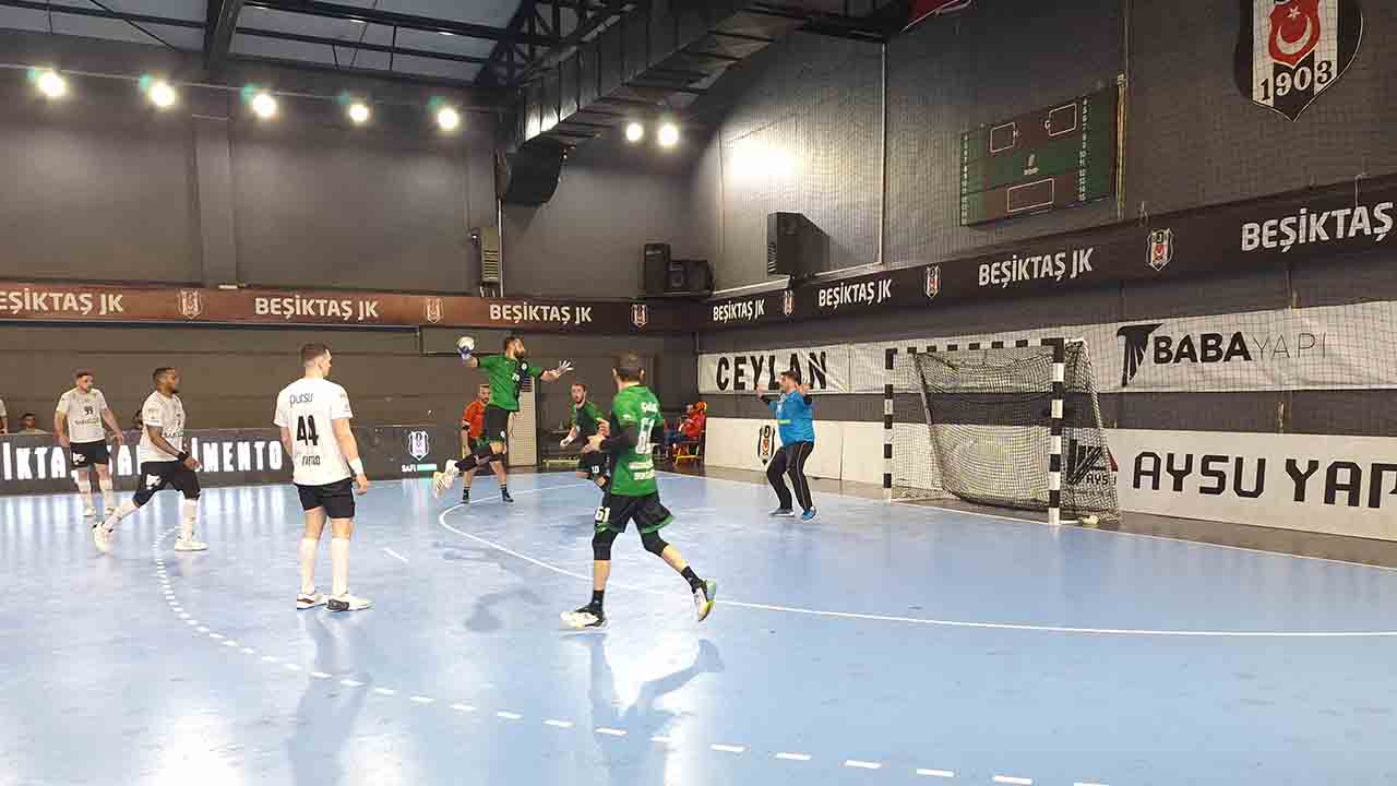 Büyükşehir Hentbol liderliği Beşiktaş’tan aldı: 43-38 — haber görseli