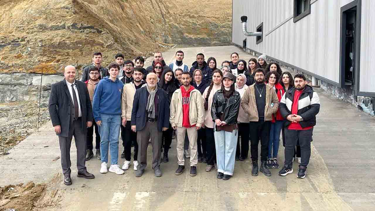 Mobilya sektörünü teknik gezi ile tanıdılar — haber görseli