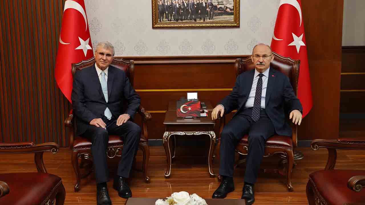 Ekrem Yüce: "Baki kalan, kubbede hoş bir sadâ imiş" — haber görseli