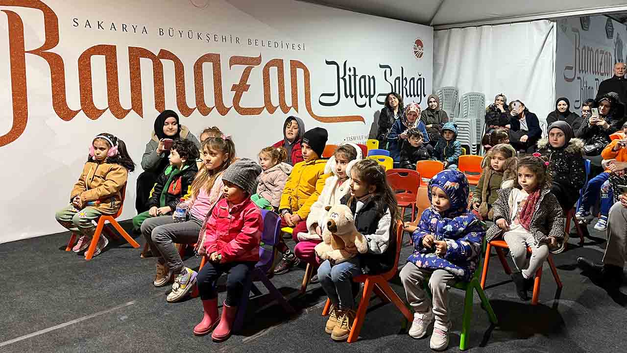 Ramazan Sokağı’nda minikleri kahkahaya boğan gösteri — haber görseli