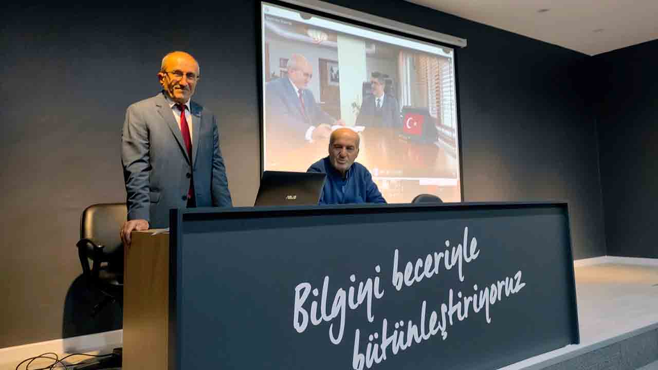 Geyve MYO’da ‘Röportaj Teknikleri’ konuşuldu — haber görseli