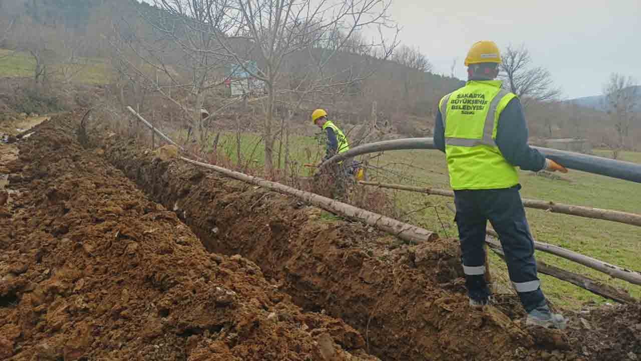 Geyve Belpınarı’nın içme suyu sorunu yenilenen hat ile çözüme kavuşacak — haber görseli