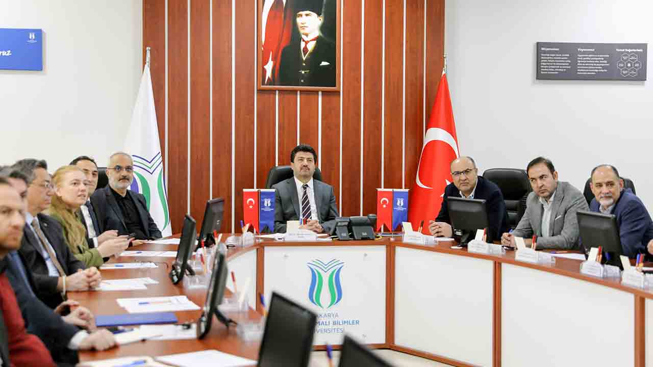 SUBÜ’nün kalite süreçleri kapsamında ‘Yönetimin Gözden Geçirme’ toplantısı — haber görseli