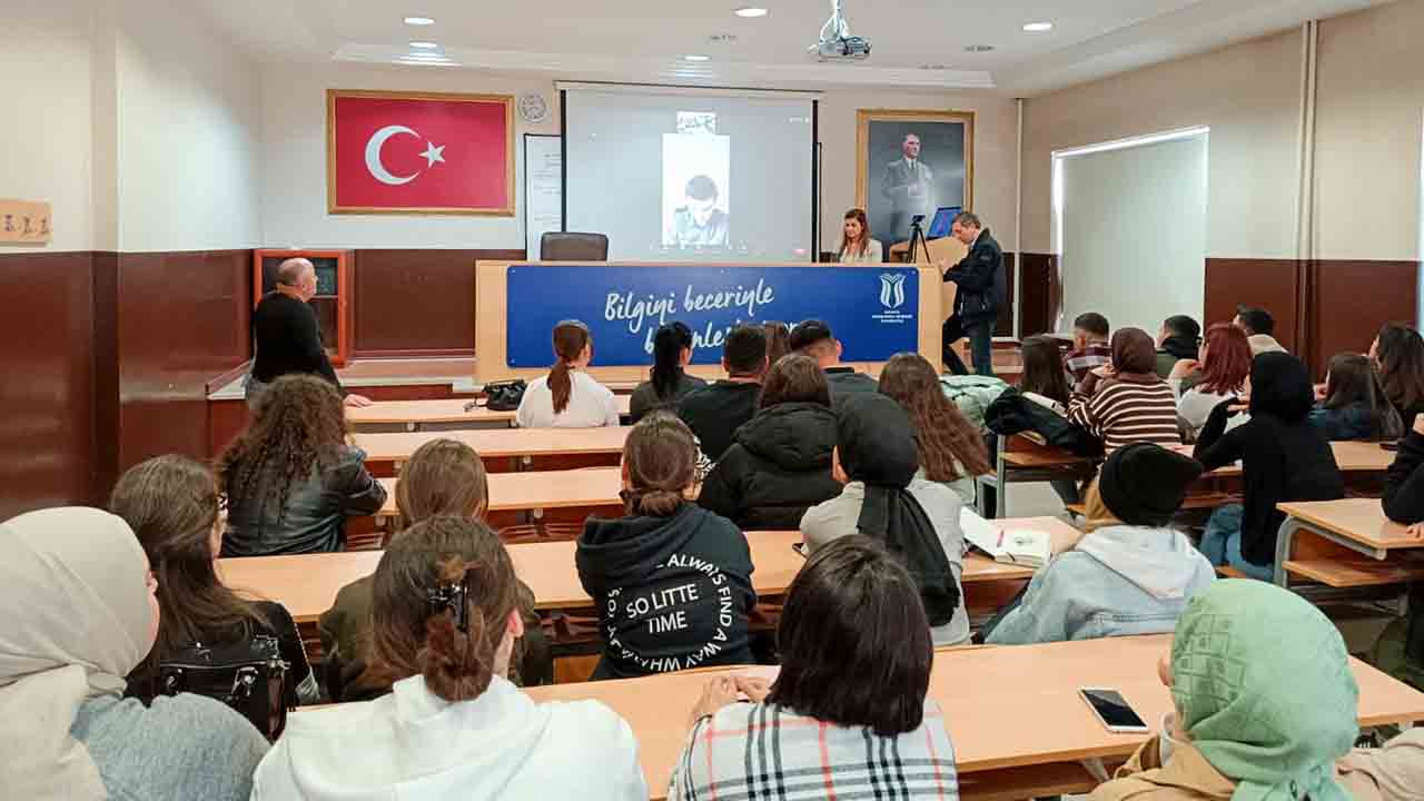 Türkiye ve İngiltere’de muhasebe sektörü ele alındı — haber görseli