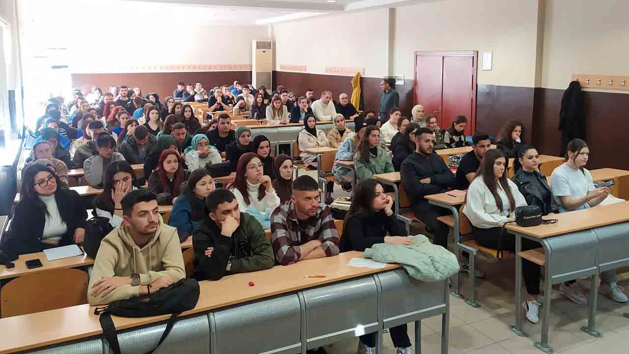 Türkiye ve İngiltere’de muhasebe sektörü ele alındı — haber görseli