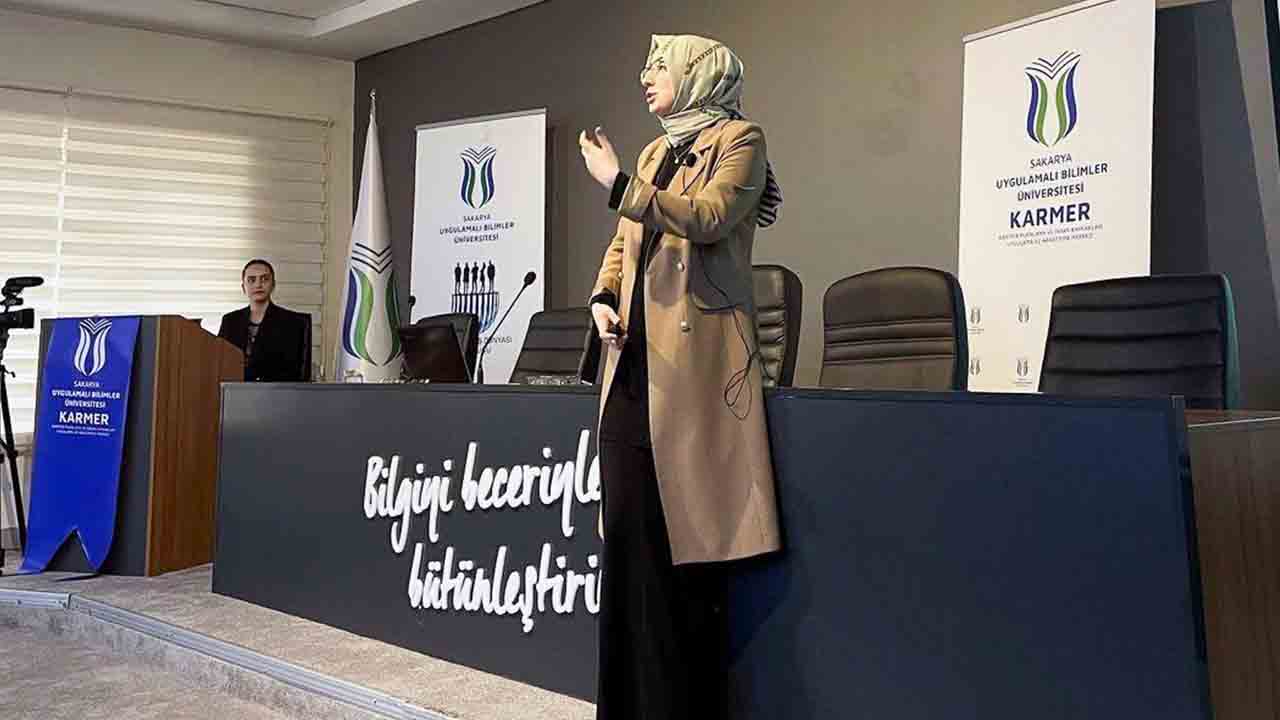 Lider kadınlar kariyer ipuçlarını paylaştı — haber görseli