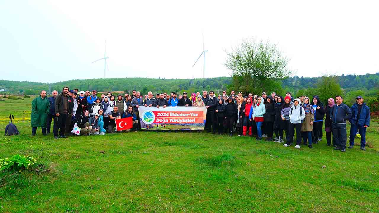 Karagöl’de unutulmaz yürüyüş: Doğanın kalbinde adımladılar — haber görseli