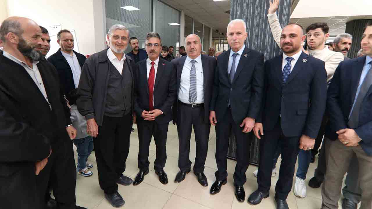Erenler’de Samimi ve Coşkulu bayramlaşma — haber görseli