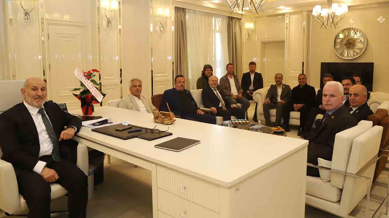 BBP Sakarya il yönetiminden Başkan Püsküllü’ye Hayırlı olsun ziyareti — haber görseli