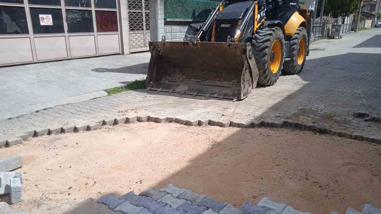 Erenler’de Fen işleri ekipleri sahada — haber görseli