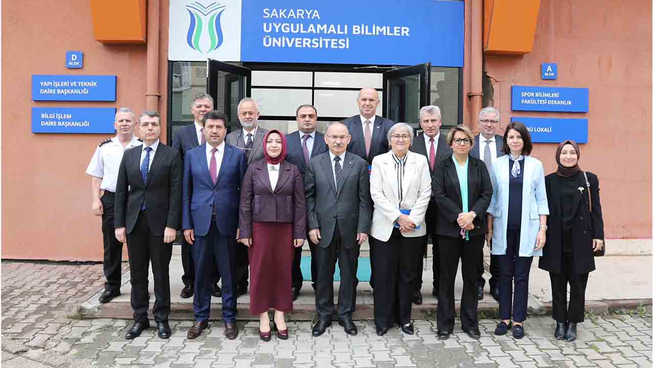 Baro’dan SUBÜ öğrencilerine kadına yönelik şiddetin önlenmesi eğitimi — haber görseli