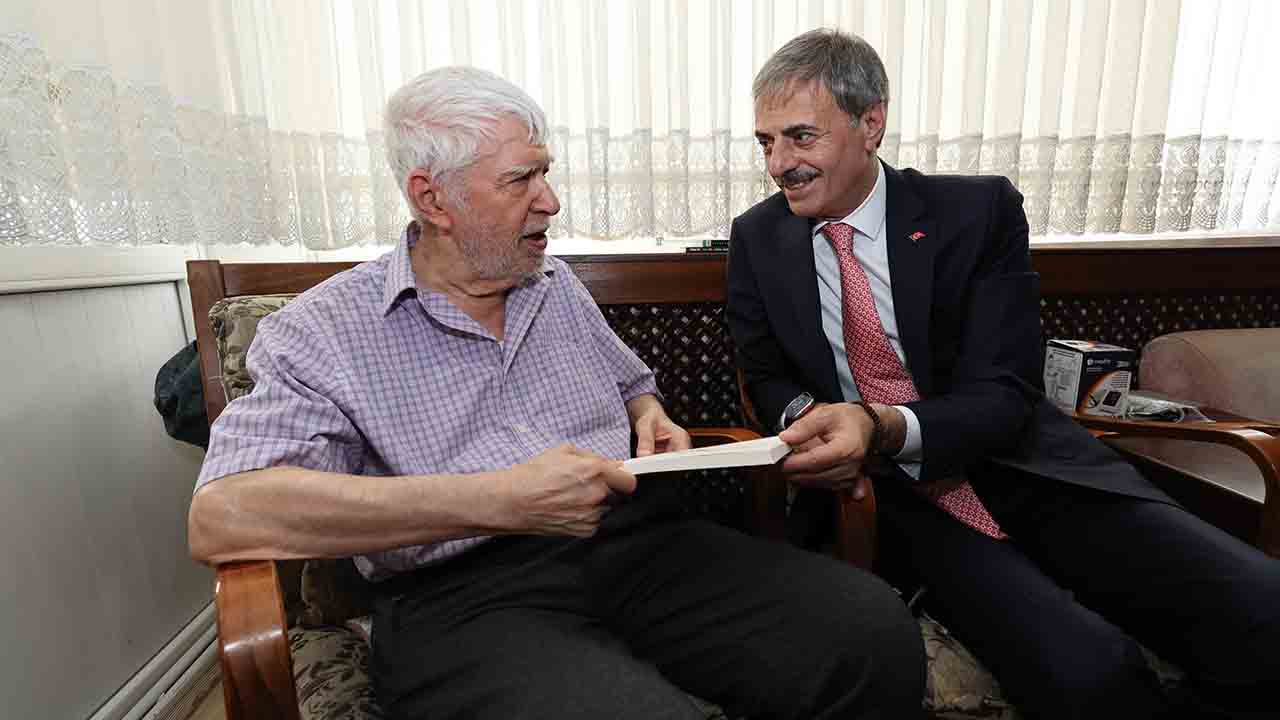Başkan Alemdar’dan anlamlı ziyaret: “Necati Mert, şehrimizin önemli bir değeridir” — haber görseli