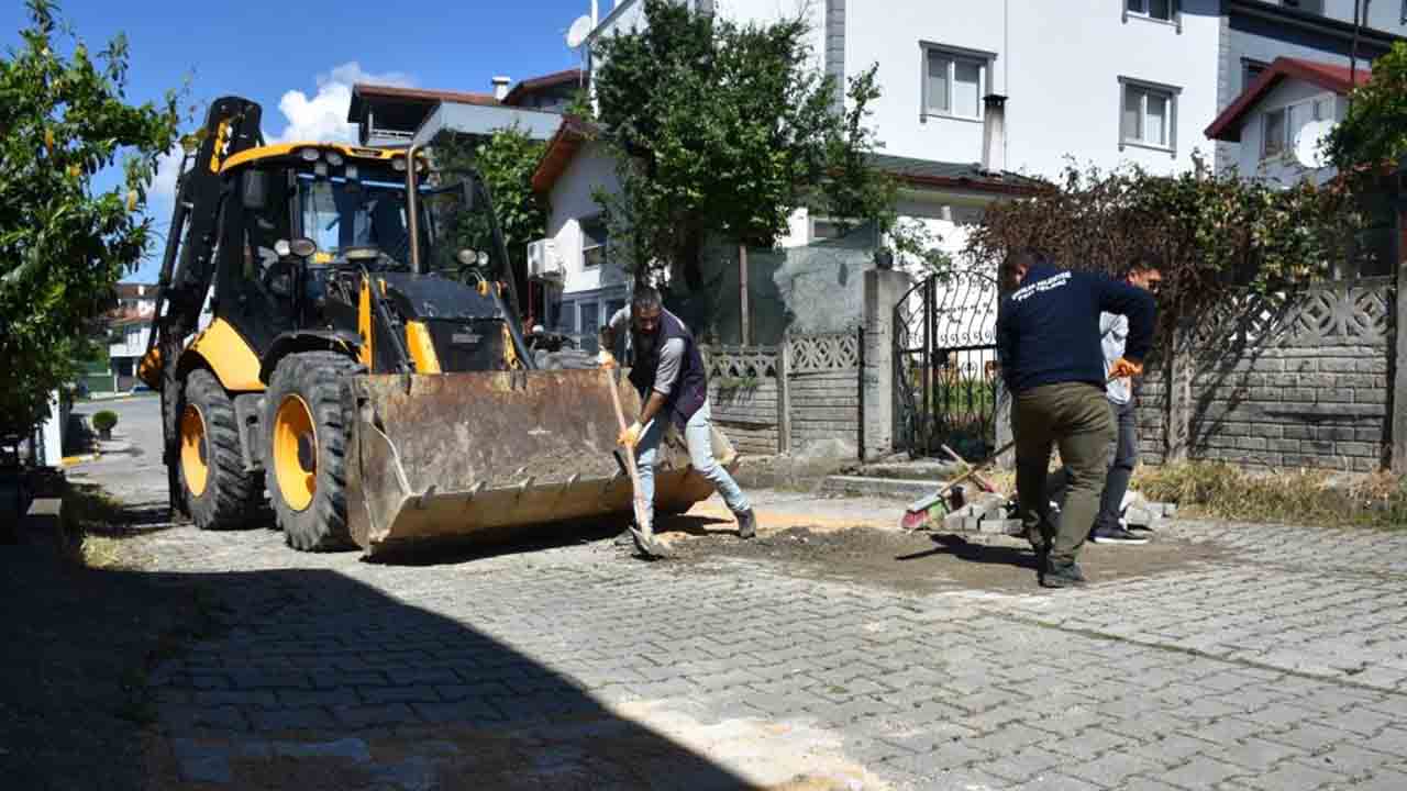 Erenler ilçesinde yoğun çalışmalar devam ediyor — haber görseli