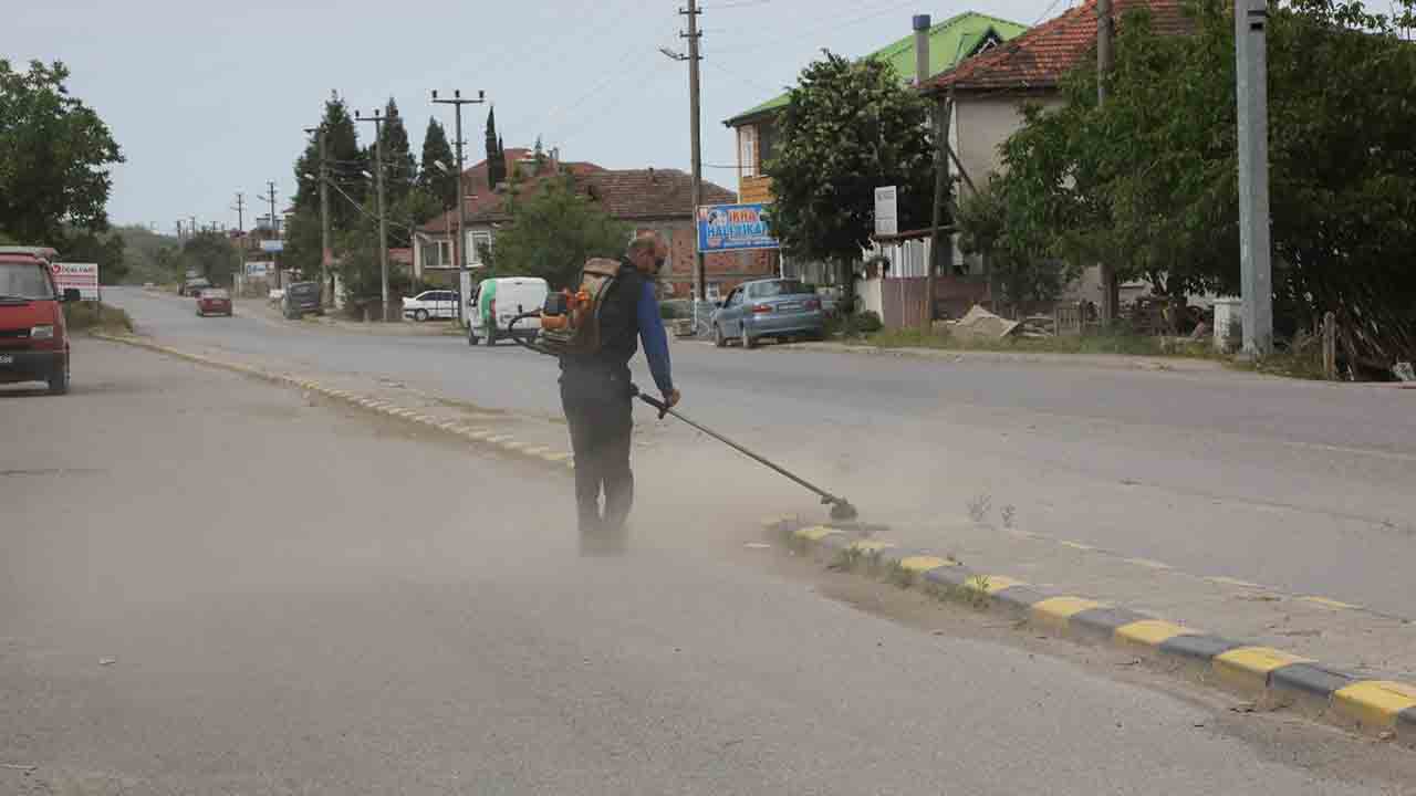 Ferizli Belediyesi fen işleri müdürlüğü’nden yaz mesaisi — haber görseli
