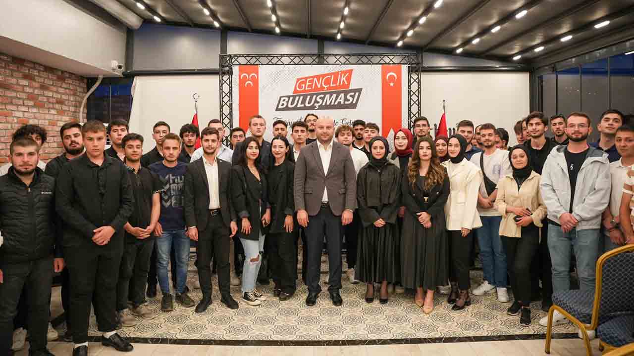 MHP İl Başkanı Gençlerle buluştu — haber görseli