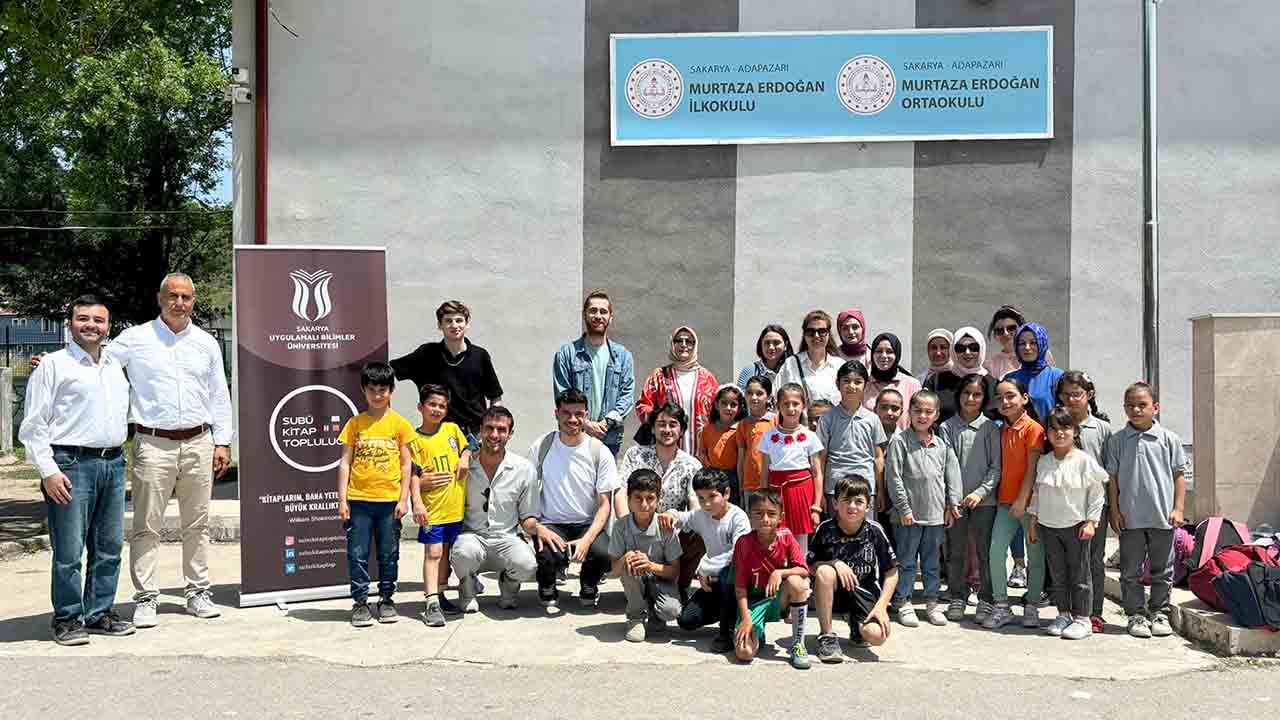 SUBÜ öğrencilerinden kitap bağışı — haber görseli