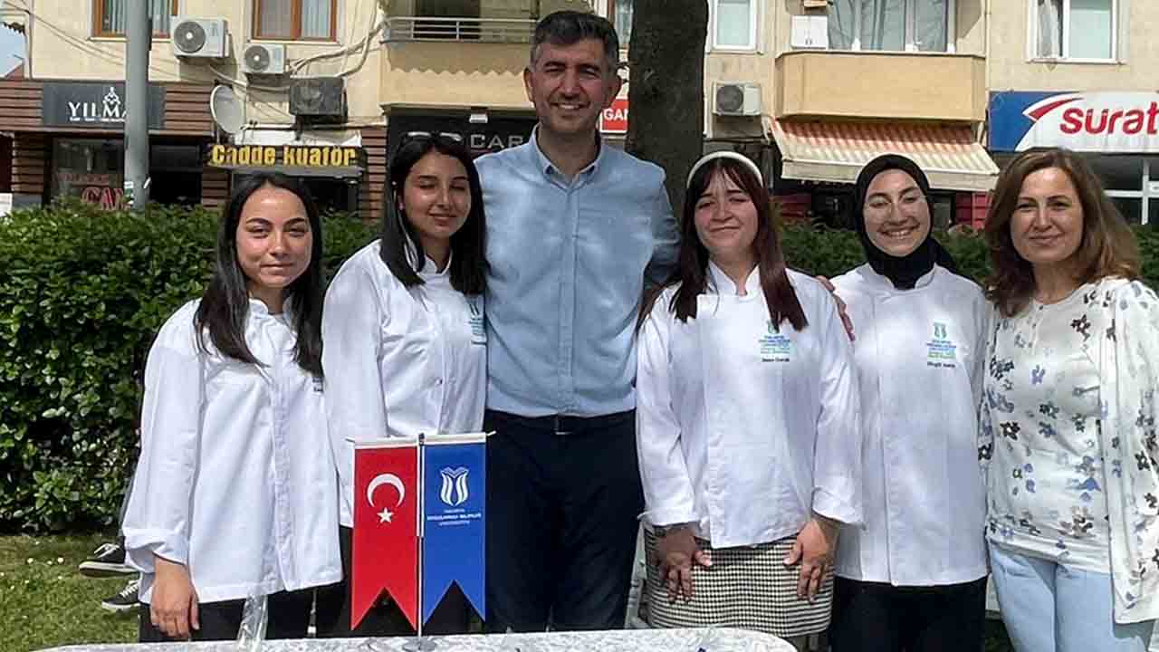 Sapanca Turizm MYO çocukların yanında — haber görseli