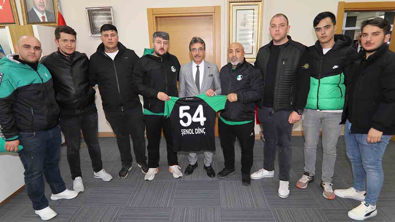 Başkan Dinç, “Sakaryaspor bizim sevdamızdır” — haber görseli