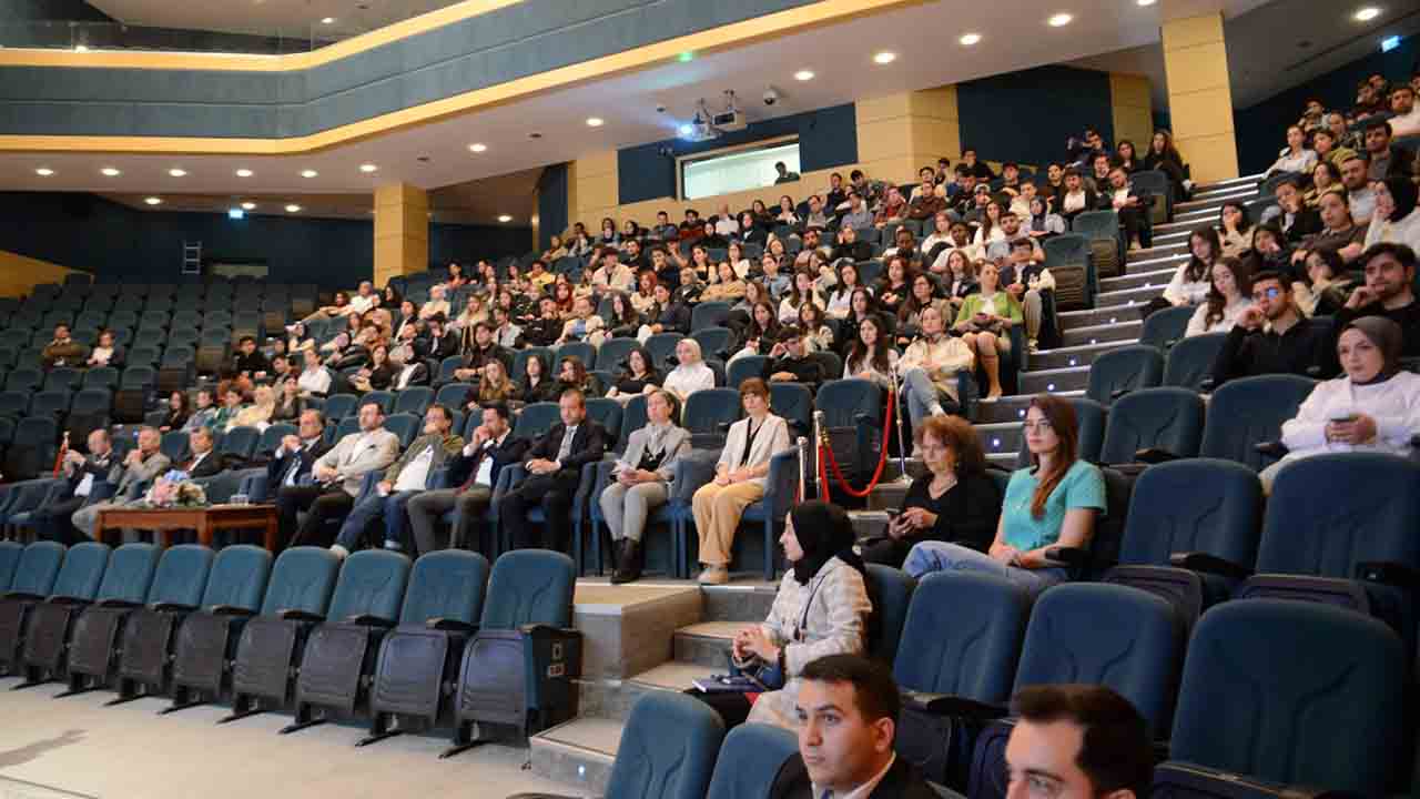 Sürdürülebilirliği Anlamak ve Uygulamak paneli gerçekleştirildi — haber görseli