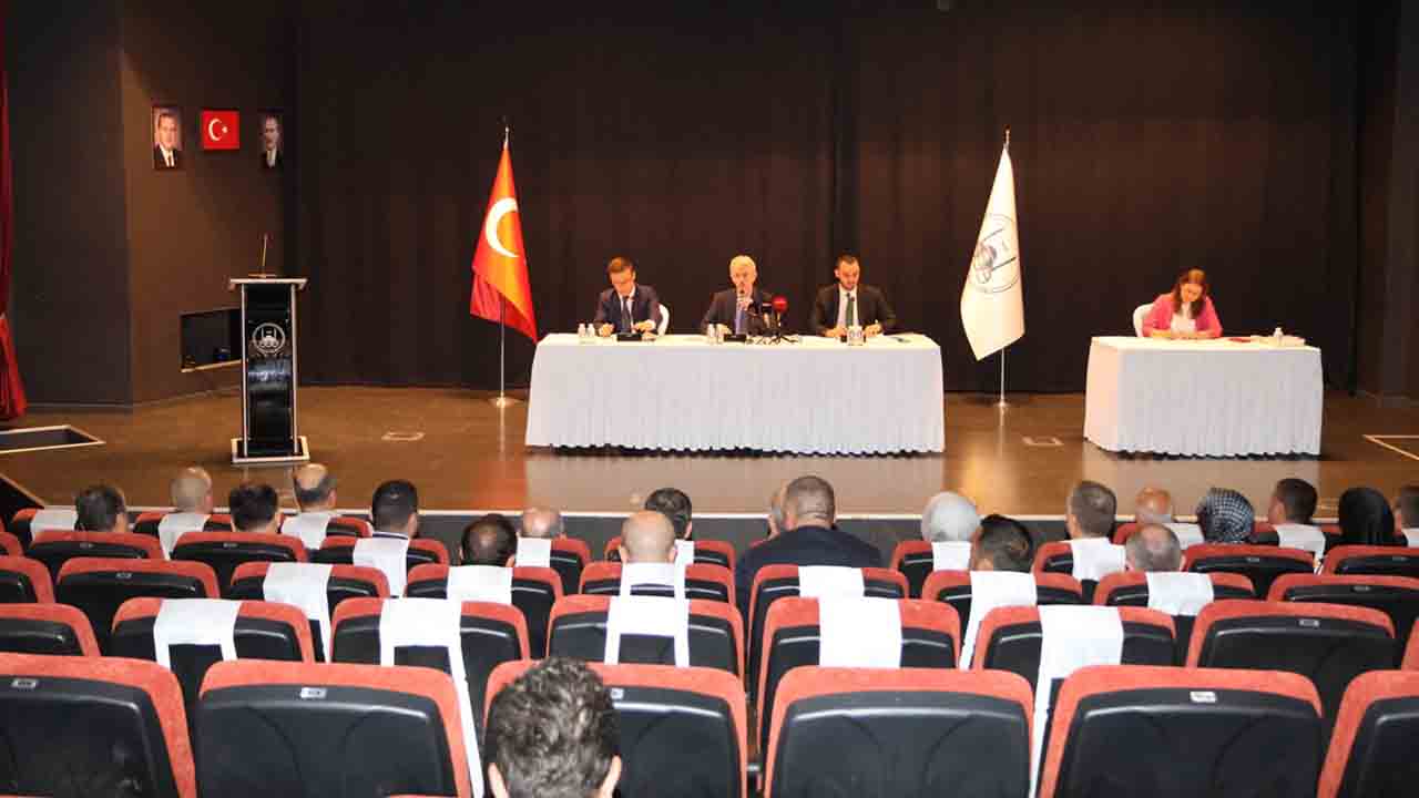 Adapazarı’nda Meclis Toplandı — haber görseli