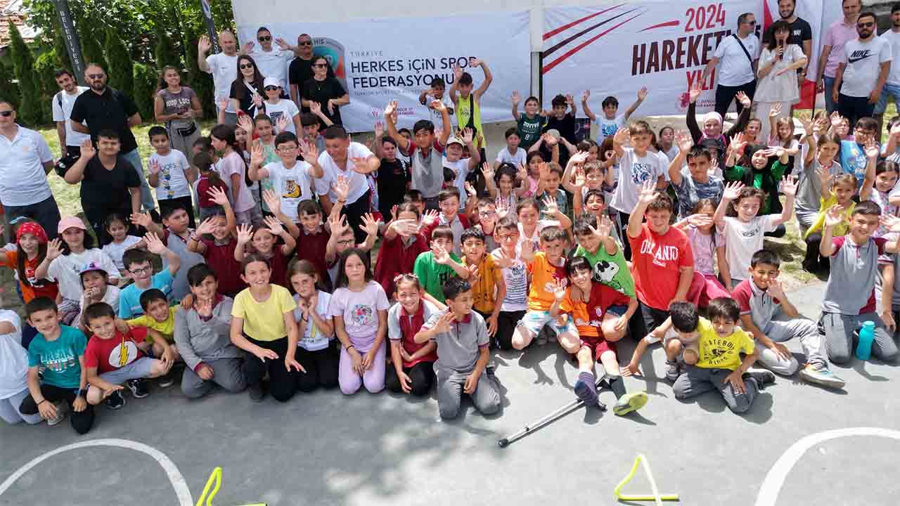 Sağlıklı ve dinamik bir toplum için “Hareketlilik Yılı" Spor şenlikleri gerçekleştirildi — haber görseli