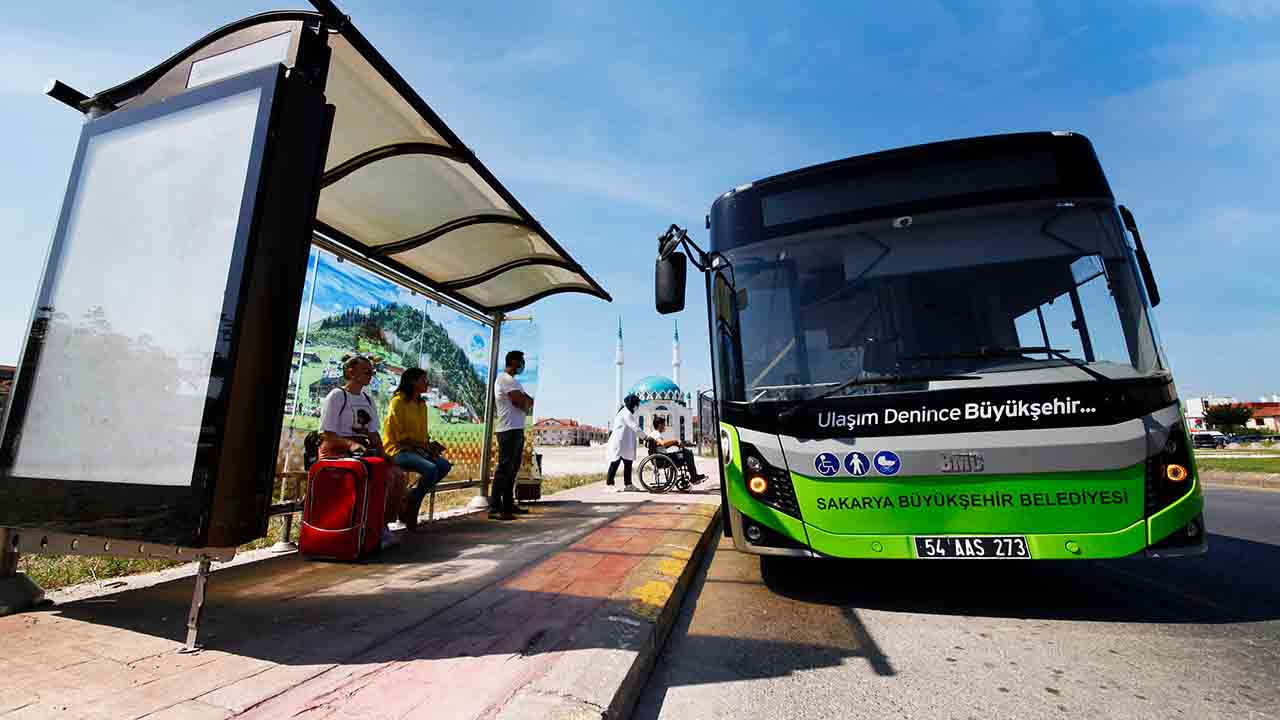 Büyükşehir bayramda 100 bin vatandaşa ücretsiz ulaşım hizmeti sundu — haber görseli