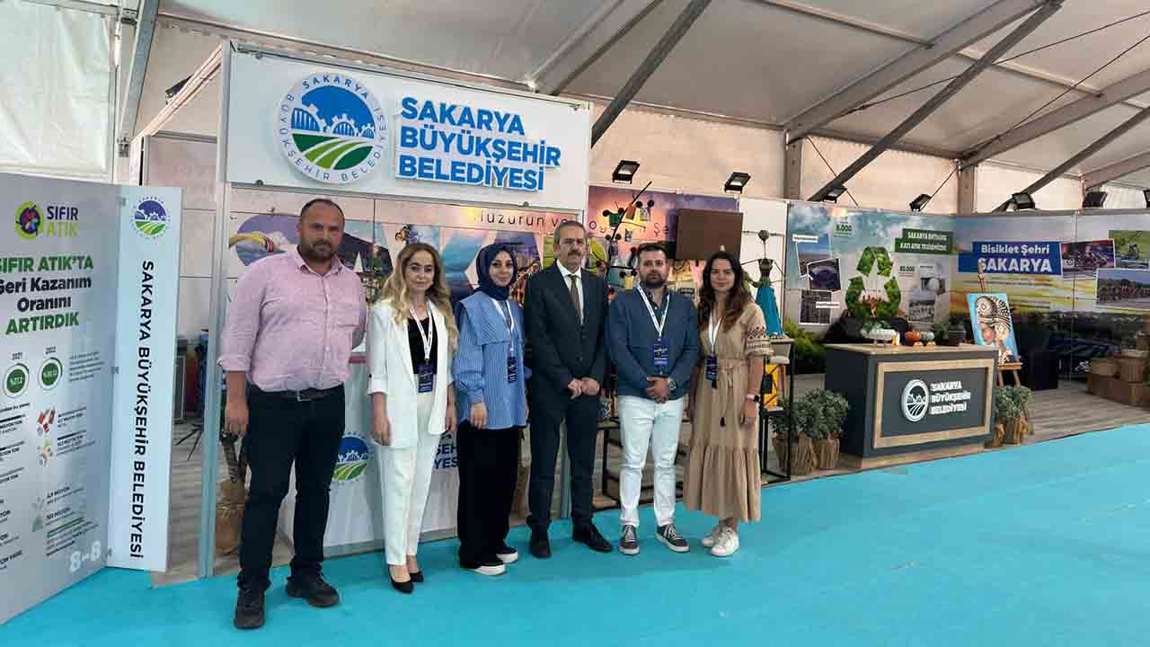 Büyükşehir’in sıfır atık ve iklim değişikliğiyle mücadele çalışmaları ÇEVREFEST’te ilgi odağı oldu — haber görseli