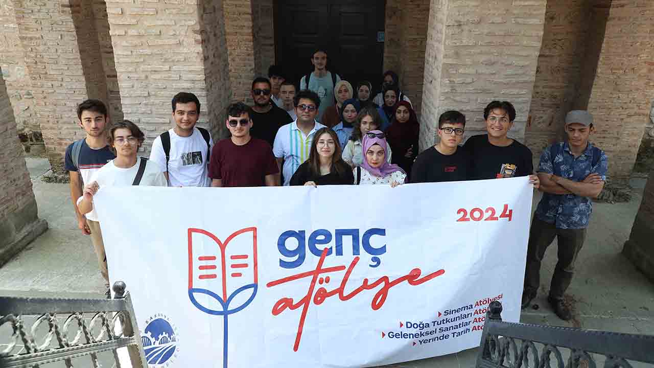 Genç Atölye öğrencileri tarihi keşfediyor — haber görseli