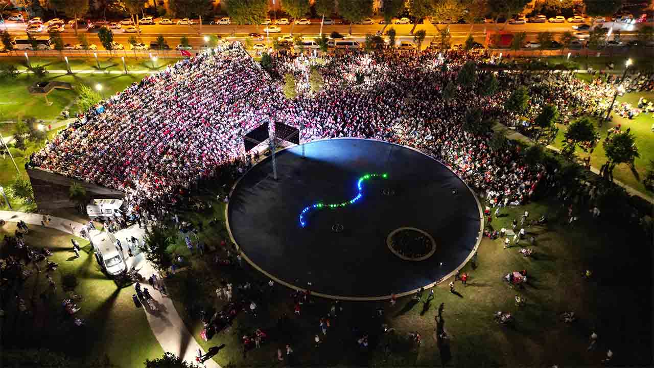 Büyükşehir yazın en büyük festivaline imza atıyor: Konserler, film gösterimleri — haber görseli