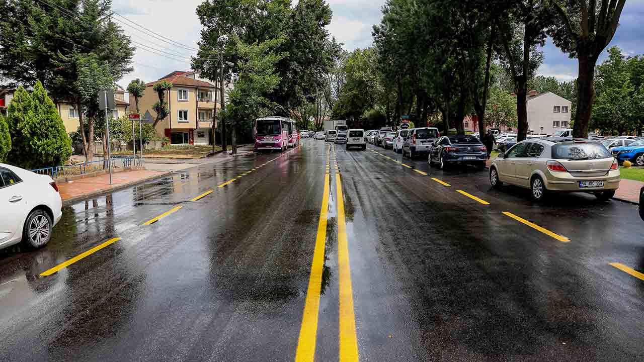 Sakarya kuvvetli sağanakla beklentinin üzerinde yağış aldı — haber görseli