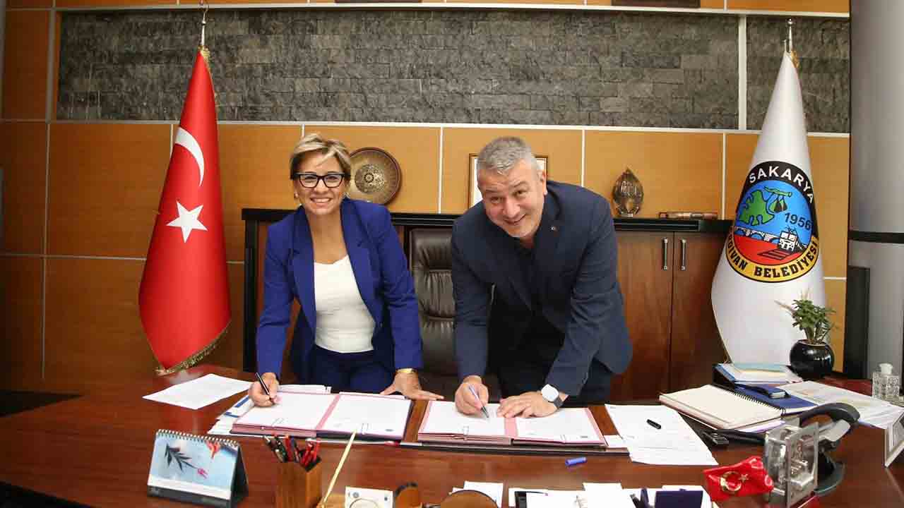 Sakarya Barosu ve Serdivan Belediyesi arasında üçüncü adli yardım protokolü — haber görseli