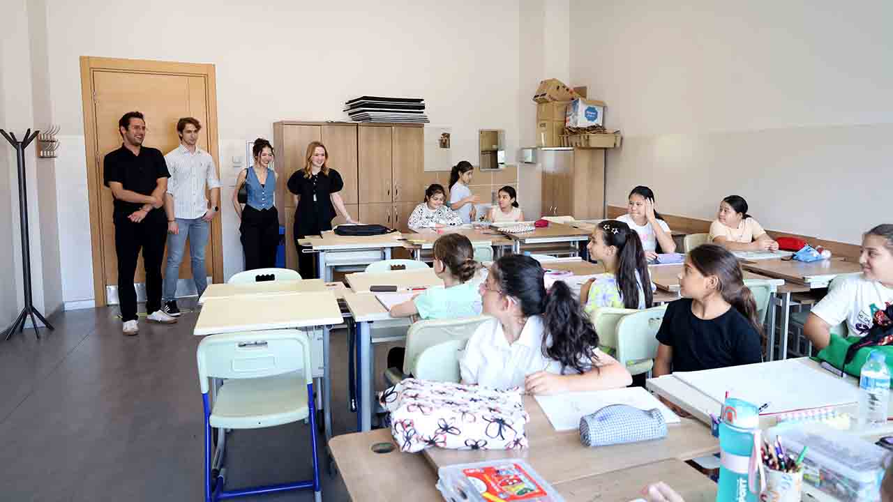 Dünün çocukları yıllar sonra aynı çatı altında: SGM onların hayatına yön verdi — haber görseli