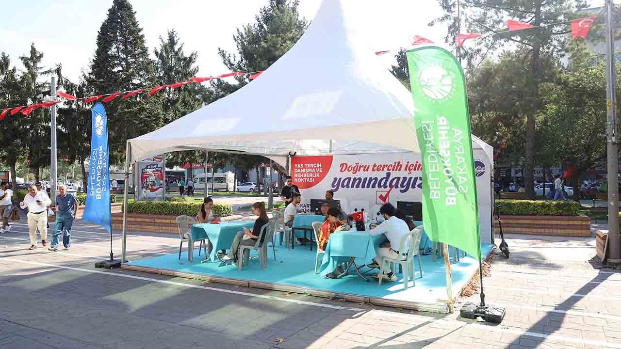 Büyükşehir en kritik virajda gençlerle: YKS’li gençler süreci böyle yorumladı — haber görseli