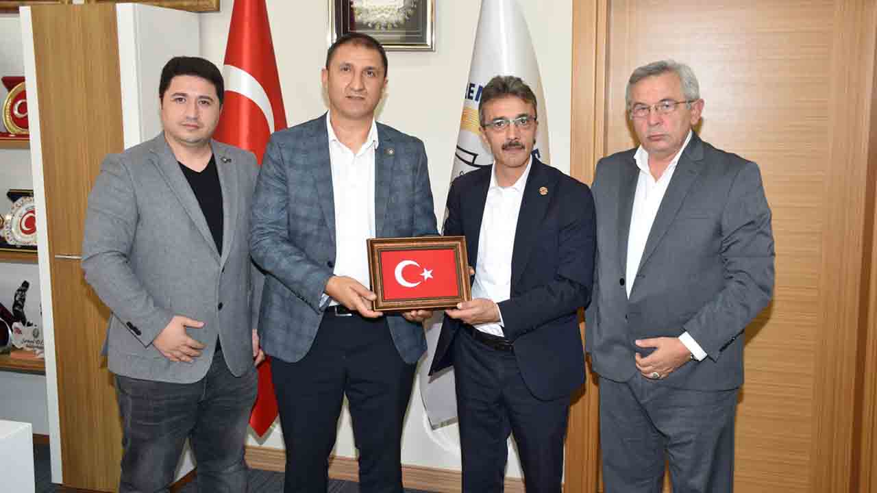 Başkan Şenol Dinç’e anlamlı ziyaret — haber görseli